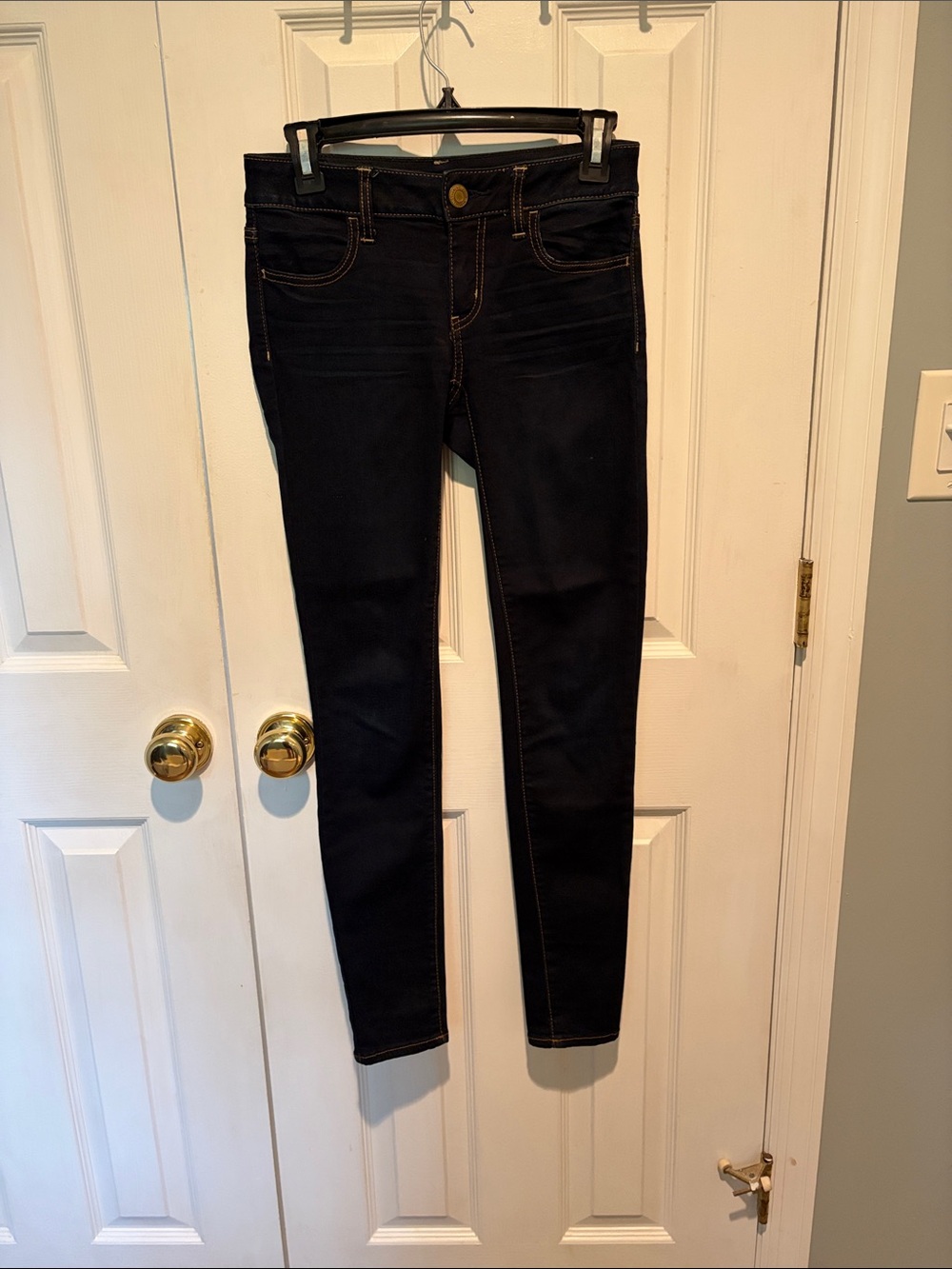 Women's Skinny Dark Blue Jeans with Contrast Stitching